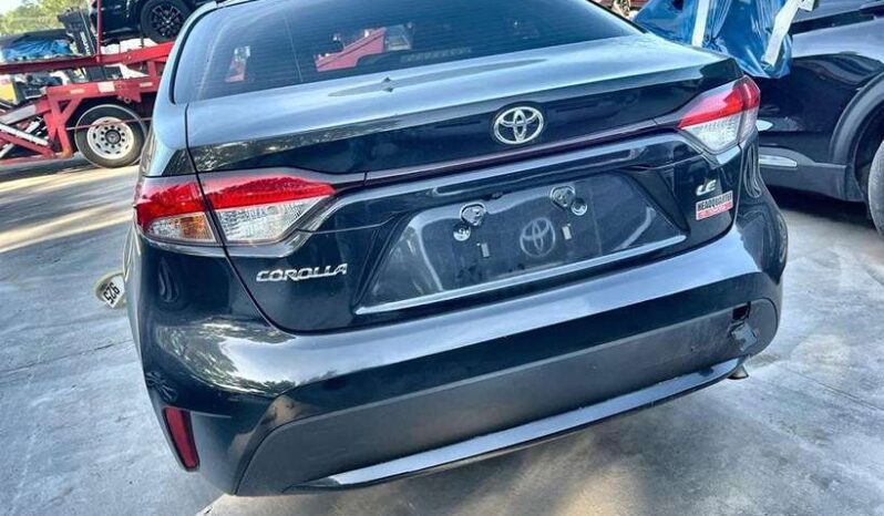 
								Salvaged Cars 2022 Toyota Corolla full									