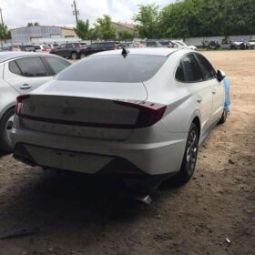 Salvaged Cars 2020 Hyundai sonata sel