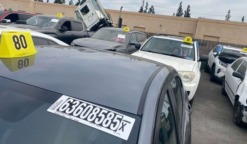 
								Salvaged Cars 2025 Nissan Versa full									