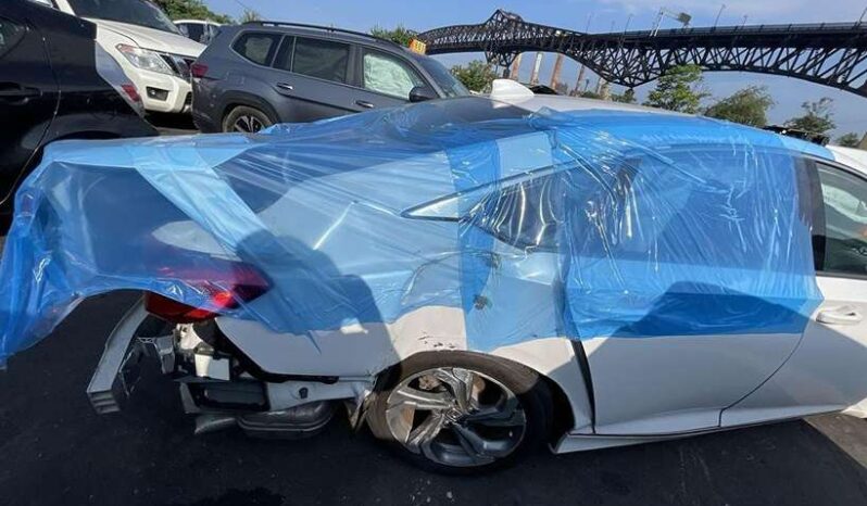 
								Salvaged Cars 2020 Honda Accord full									