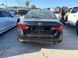 Salvaged Cars 2024 Nissan Altima