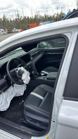 
										Salvaged Cars Toyota Camry full									