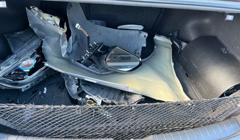 
								Salvaged Cars 2018 Hyundai Sonata full									