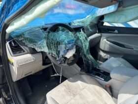 Salvaged Cars 2017 Hyundai Tucson