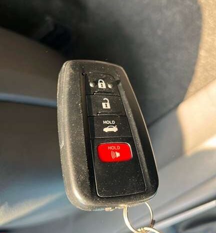
								Salvaged Cars 2024 Toyota Camry full									