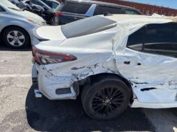 
										Salvaged Cars 2021 Toyota Camry full									
