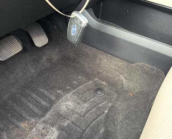 
								Salvaged Cars 2020 Ford Expedition full									