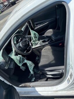 
										Salvaged Cars 2021 Hyundai Elantra full									