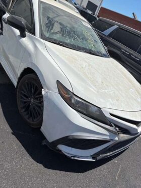 Salvaged Cars 2021 Toyota Camry
