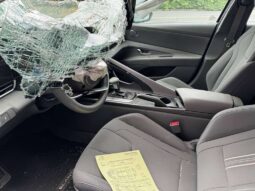 
										Salvaged Cars 2024 Hyundai Elantra full									