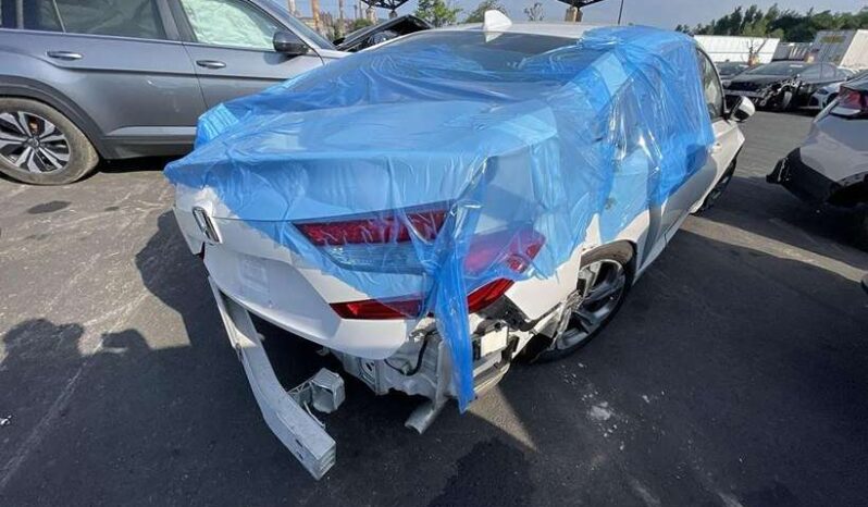 
								Salvaged Cars 2020 Honda Accord full									