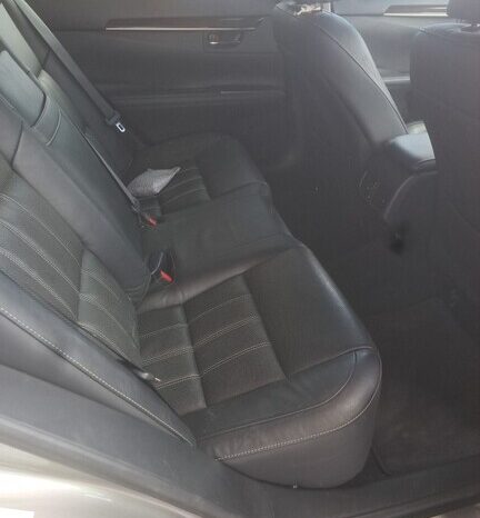 
								Salvaged Cars 2016 Lexus ES full									