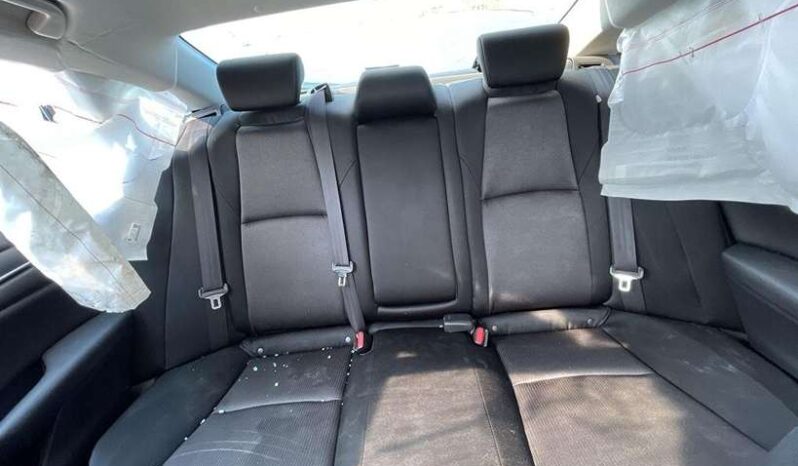 
								Salvaged Cars 2020 Honda Accord full									