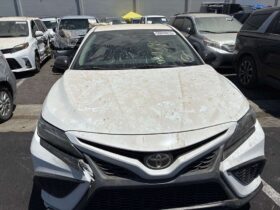 Salvaged Cars 2021 Toyota Camry