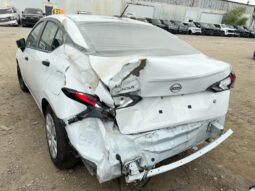 
										Salvaged Cars 2025 Nissan Versa full									