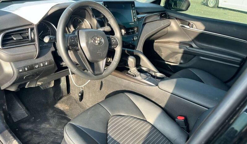 
								Salvaged Cars 2024 Toyota Camry full									