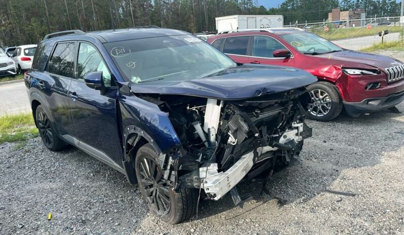 
								Salvaged Cars 2022 Nissan Pathfinder full									