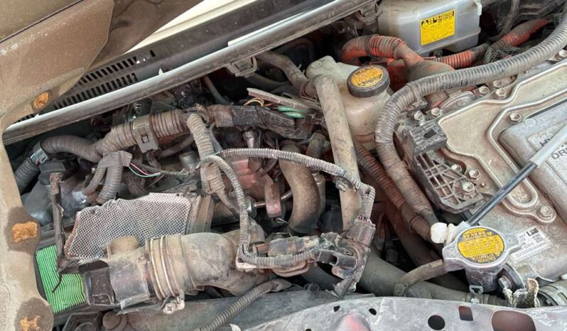 
								Salvaged Cars 2014 Toyota Prius C full									