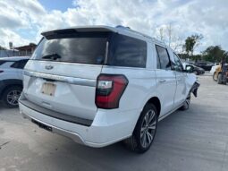 
										Salvaged Cars 2020 Ford Expedition full									