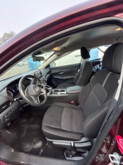 
										Salvaged Cars 2022 Nissan Sentra full									