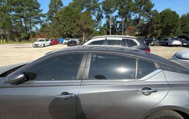 Salvaged Cars 2022 Nissan Altima