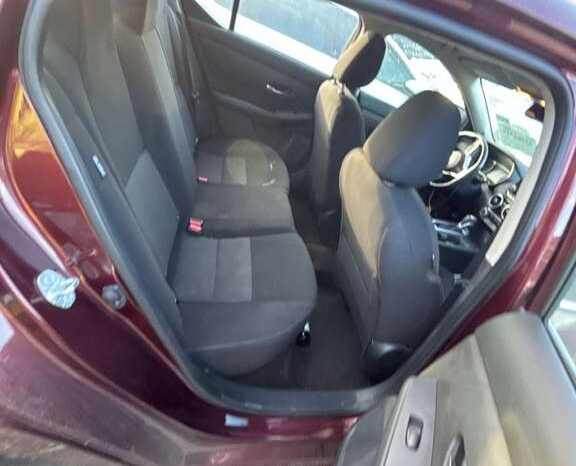 
								Salvaged Cars 2023 Nissan Sentra full									
