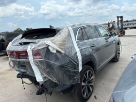 Salvaged Cars 2025 Volkswagen Atlas Cross Sport