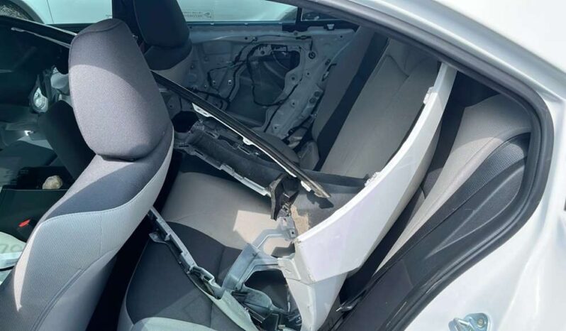 
								Salvaged Cars 2024 Toyota Corolla full									