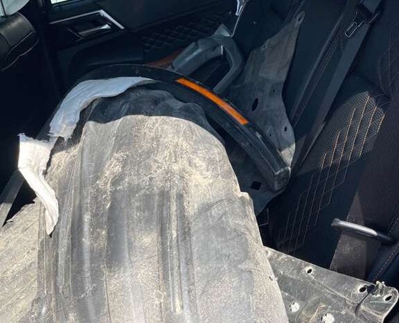 
								Salvaged Cars 2024 MITSUBISHI Outlander full									