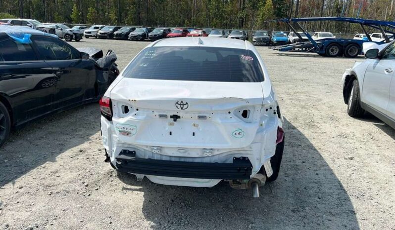 
								Salvaged Cars 2024 Toyota Corolla full									