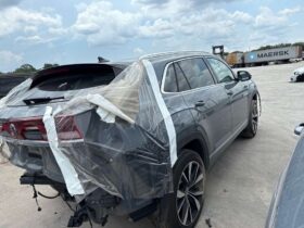 Salvaged Cars 2025 Volkswagen Atlas Cross Sport
