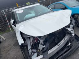 
										Salvaged Cars 2020 Toyota Highlander full									