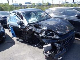 Salvaged Cars 2024 Porsche Cayenne