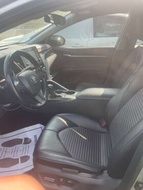 Salvaged Cars 2021 Toyota Camry