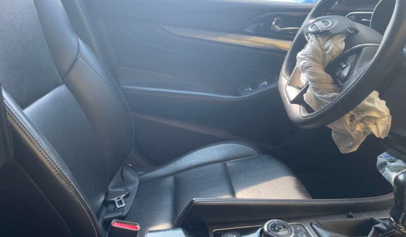 
								Salvaged Cars 2023 Nissan Maxima full									