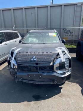 Salvaged Cars 2024 MITSUBISHI Outlander