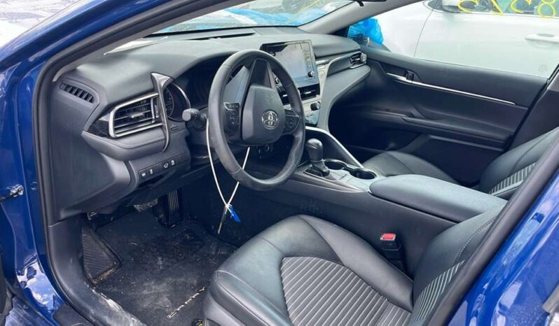 
								Salvaged Cars 2024 Toyota Camry full									