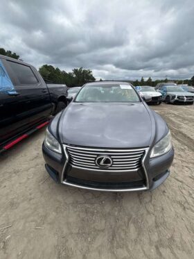 Salvaged Cars 2013 Lexus LS