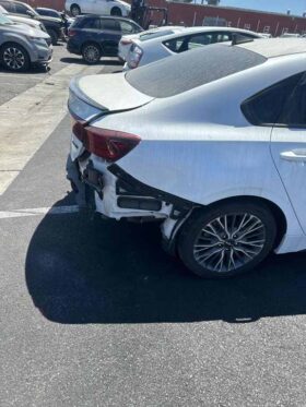 Salvaged Cars 2023 Kia Forte