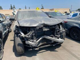 Salvaged Cars 2022 Ford Explorer