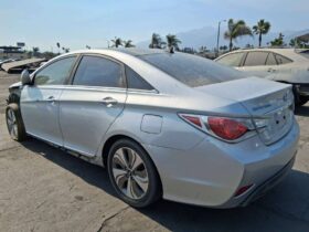 Salvaged Cars 2014 Hyundai Sonata