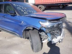 Salvaged Cars 2022 Ford Explorer