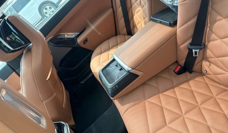 
								Salvaged Cars 2024 BMW 740i full									