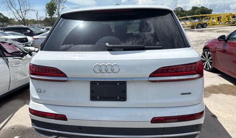 
								Salvaged Cars 2023 Audi Q7 full									