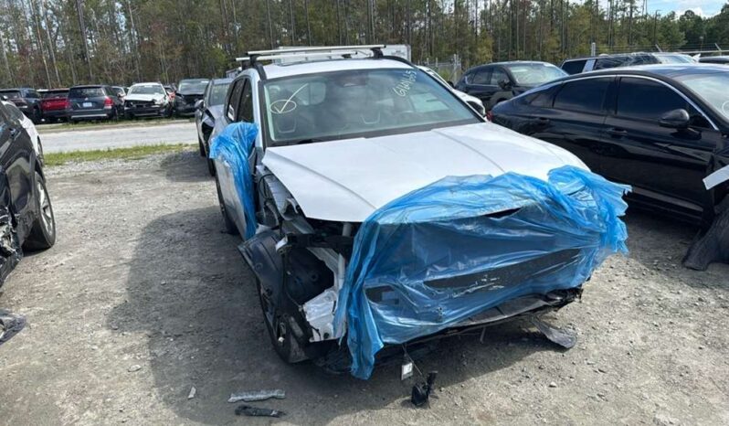 
								Salvaged Cars 2022 Hyundai Tucson full									