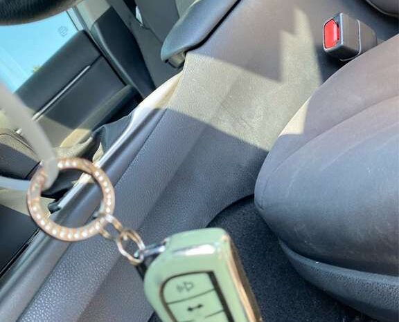 
								Salvaged Cars 2021 Toyota Camry full									