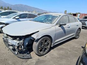Salvaged Cars 2024 Kia k5