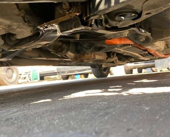 
								Salvaged Cars 2014 Toyota Prius C full									