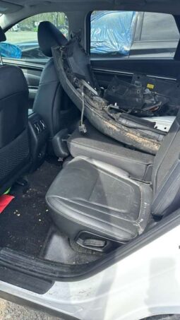 
										Salvaged Cars 2022 Hyundai Tucson full									