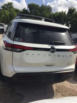 
										Salvaged Cars 2022 Nissan Pathfinder full									